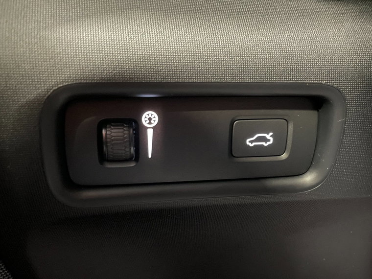 Vehicle Image 45