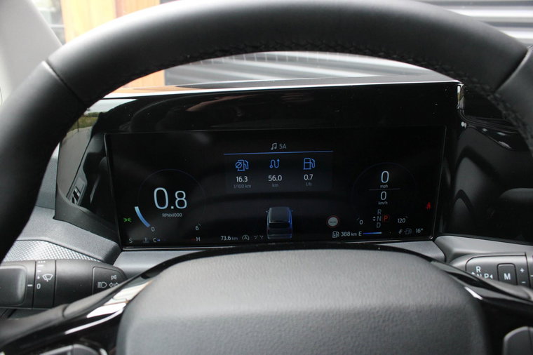 Vehicle Image 37