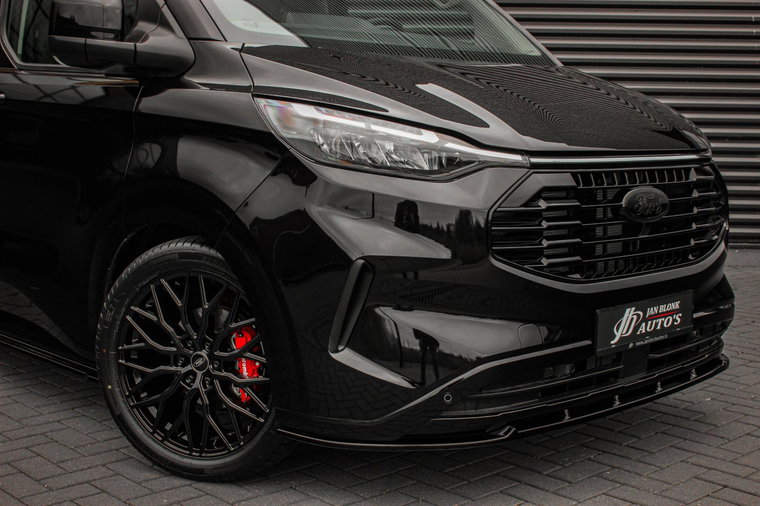 Vehicle Image 40