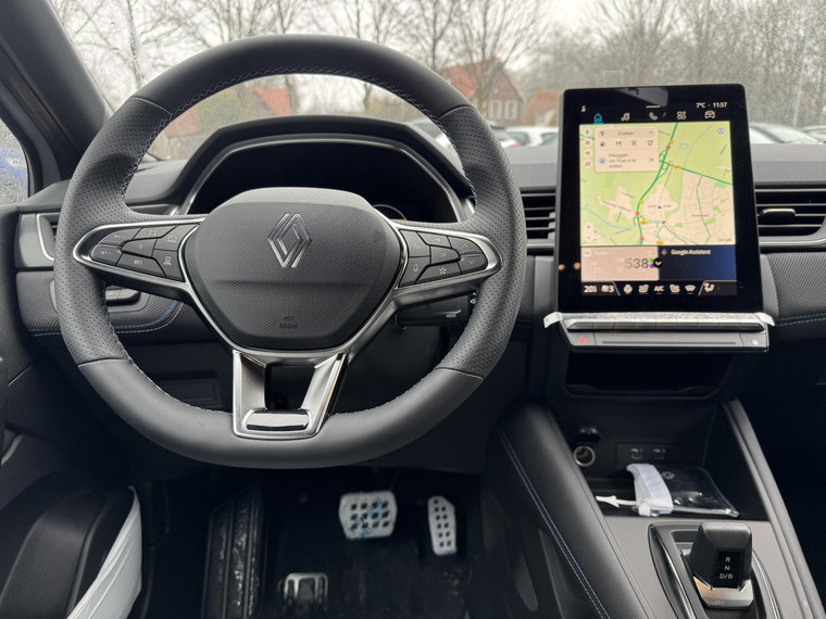 Vehicle Image 17