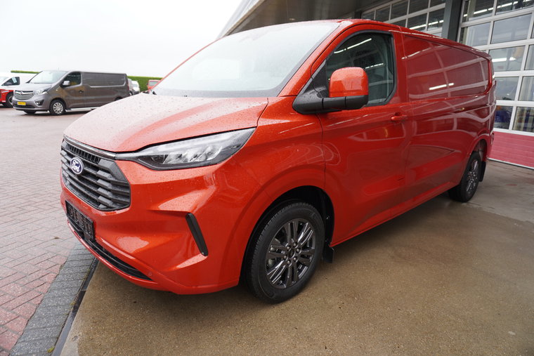 Vehicle Image 9