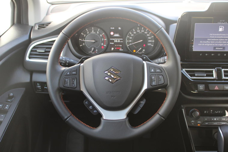 Vehicle Image 14