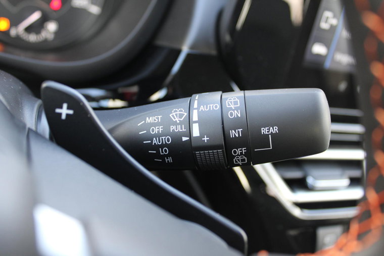 Vehicle Image 19