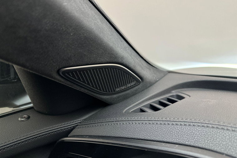 Vehicle Image 23
