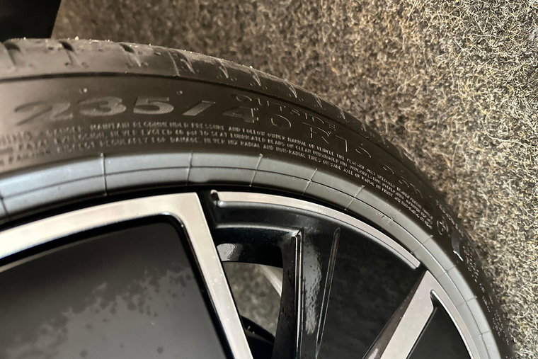 Vehicle Image 45