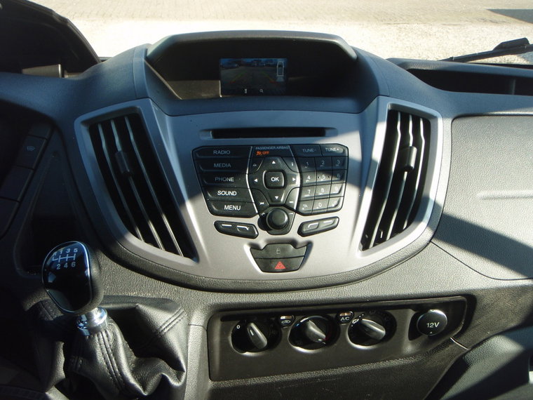 Vehicle Image 22
