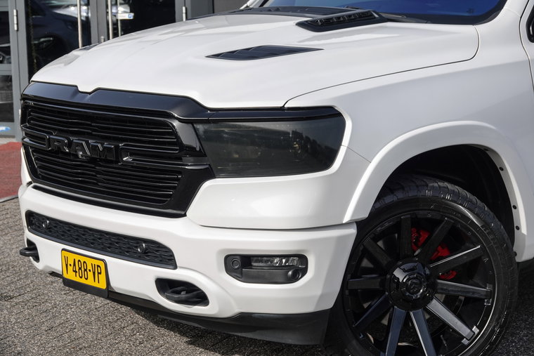 Vehicle Image 23