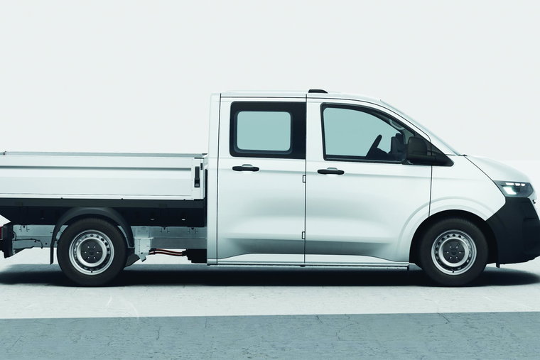 Vehicle Image 6