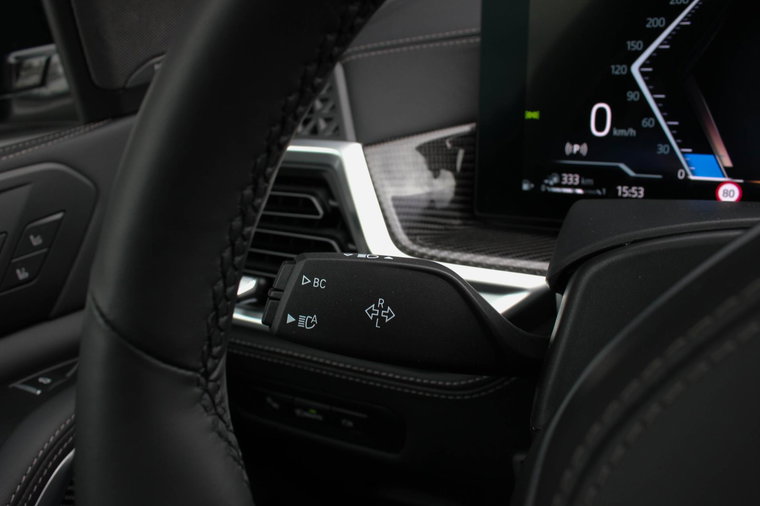 Vehicle Image 38