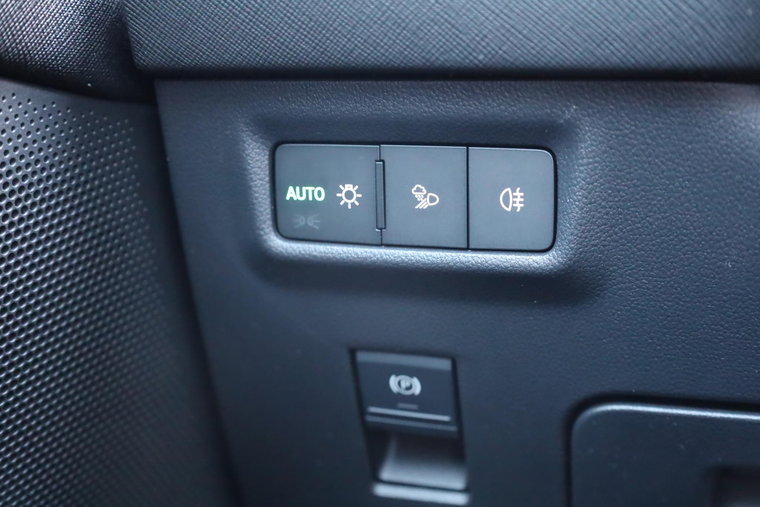 Vehicle Image 32