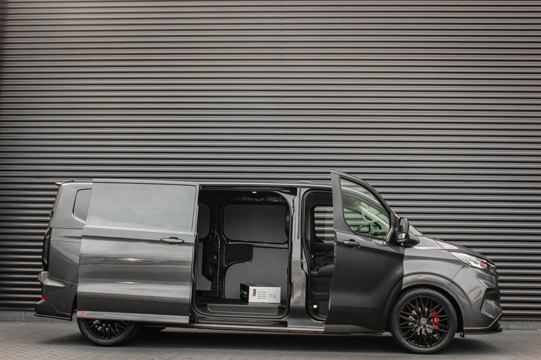 Vehicle Image 8