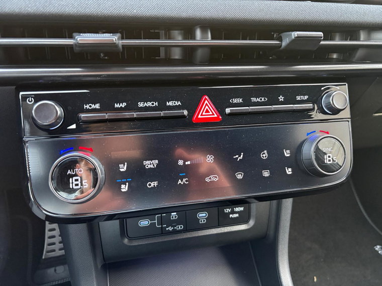 Vehicle Image 29