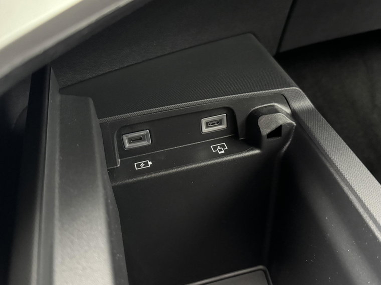 Vehicle Image 51
