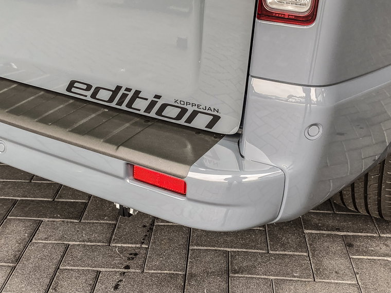 Vehicle Image 50