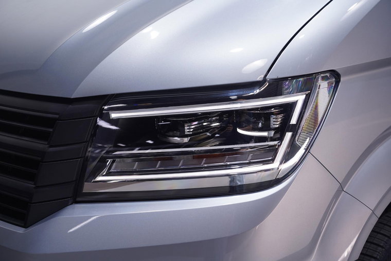 Vehicle Image 6