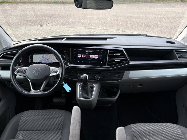 Vehicle Image 27