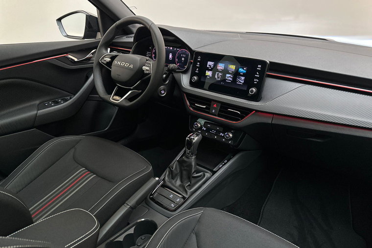 Vehicle Image 14