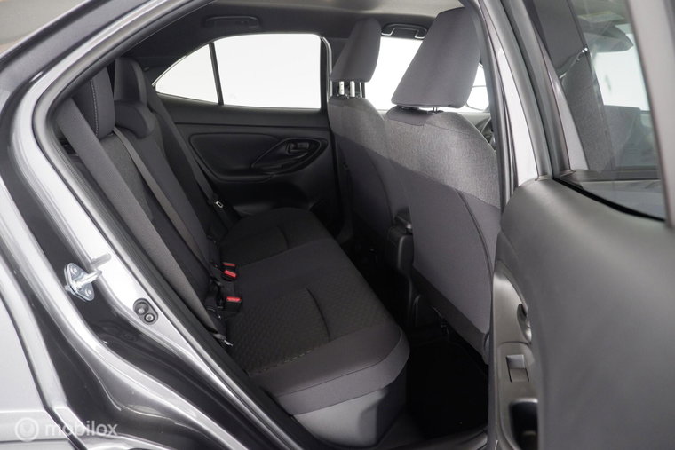 Vehicle Image 22