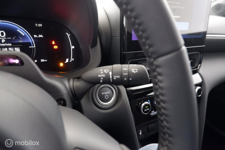 Vehicle Image 36