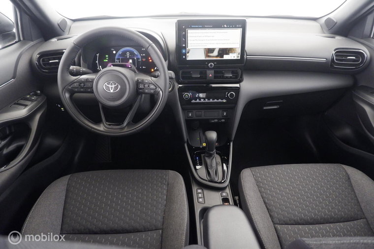 Vehicle Image 10