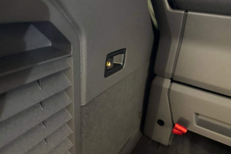 Vehicle Image 31