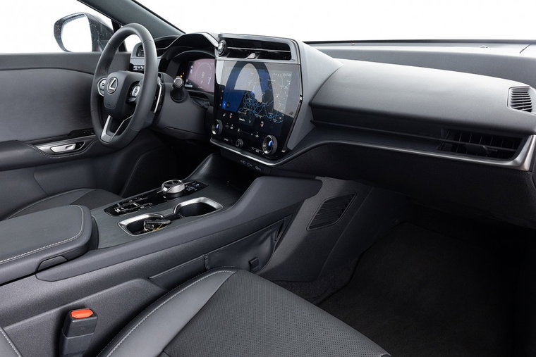Vehicle Image 4