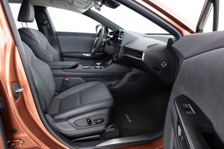 Vehicle Image 7