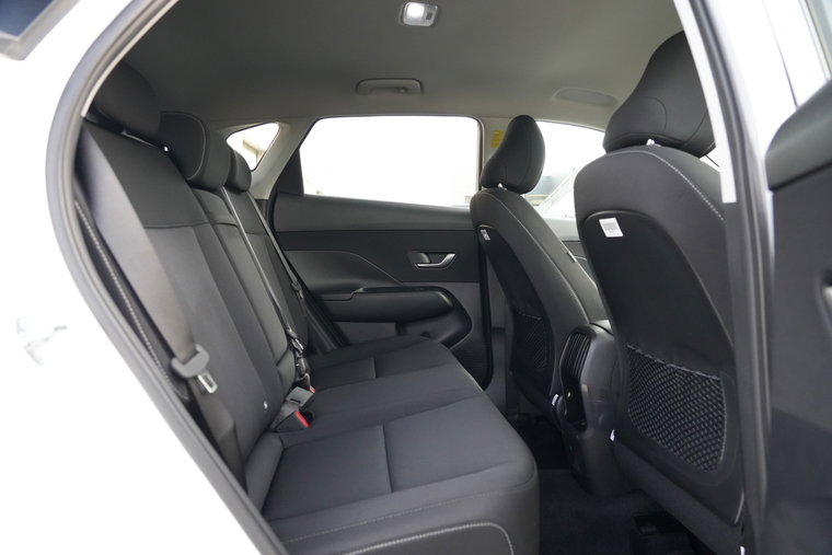 Vehicle Image 21