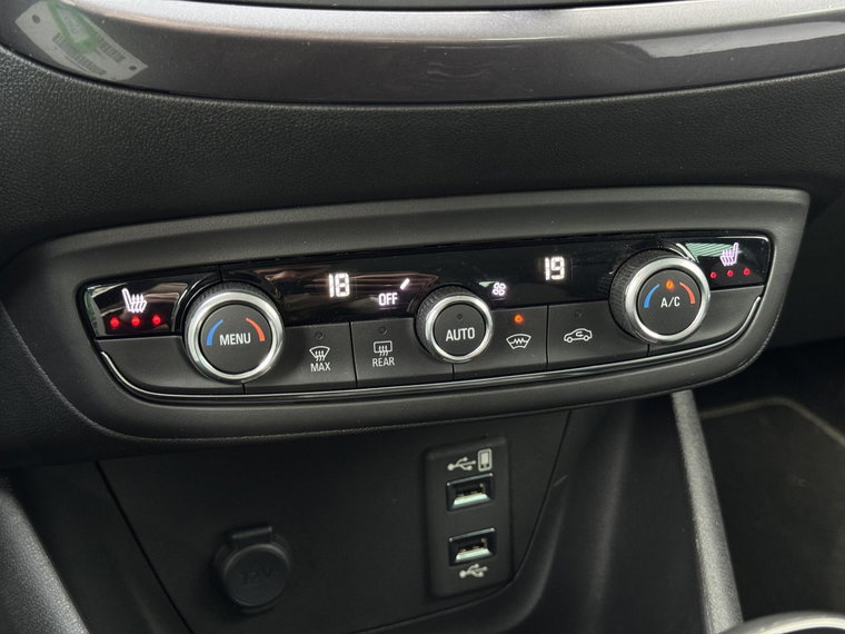 Vehicle Image 33