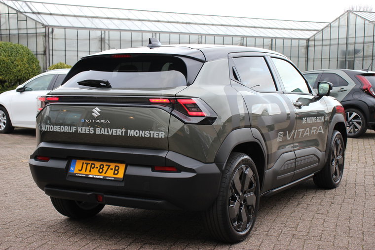 Vehicle Image 13