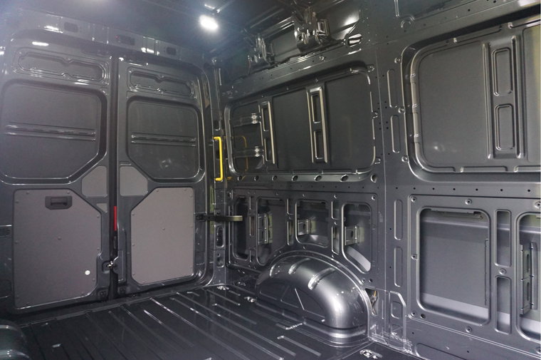 Vehicle Image 8