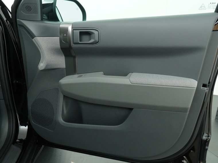 Vehicle Image 41