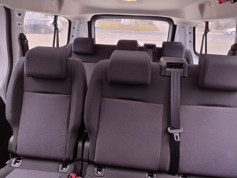 Vehicle Image 51