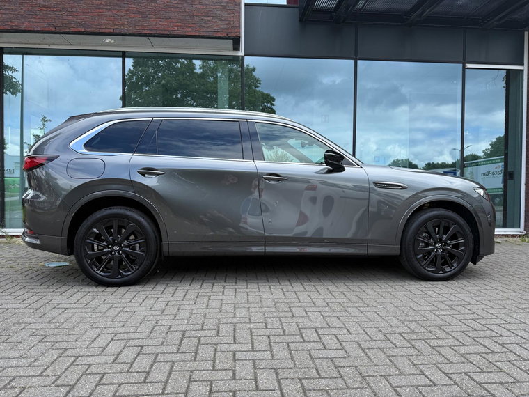 Vehicle Image 43