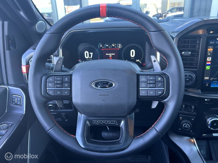 Vehicle Image 27