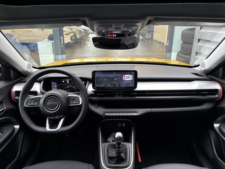 Vehicle Image 19
