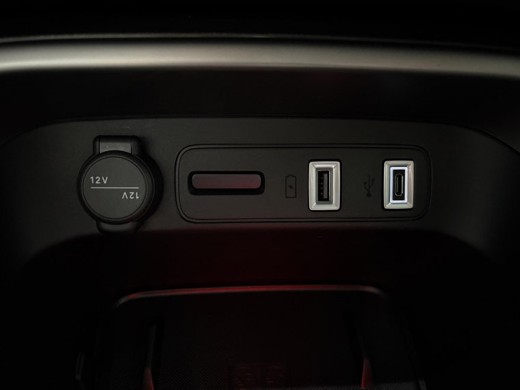 Vehicle Image 39