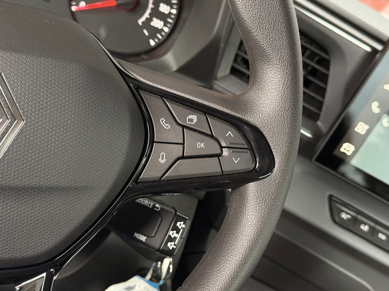 Vehicle Image 26