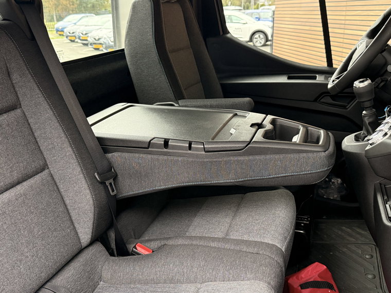 Vehicle Image 41