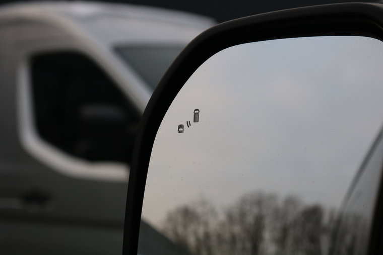 Vehicle Image 30