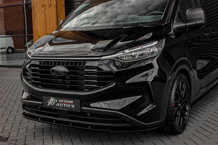 Vehicle Image 40