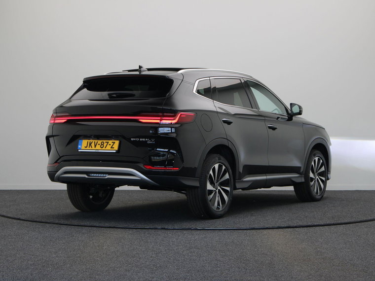 Vehicle Image 17