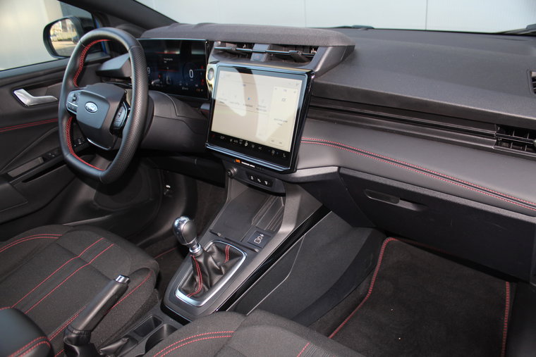 Vehicle Image 35