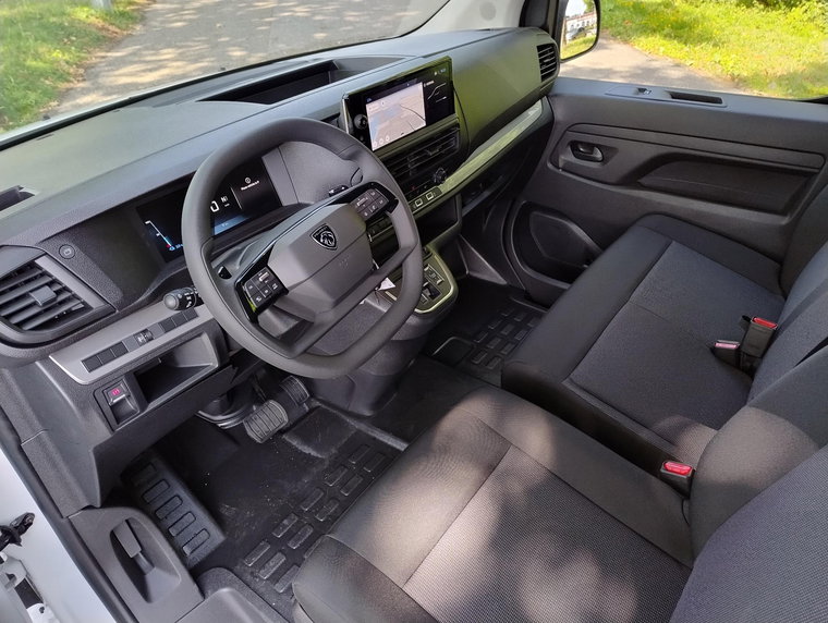 Vehicle Image 23