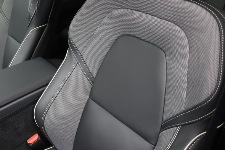 Vehicle Image 27
