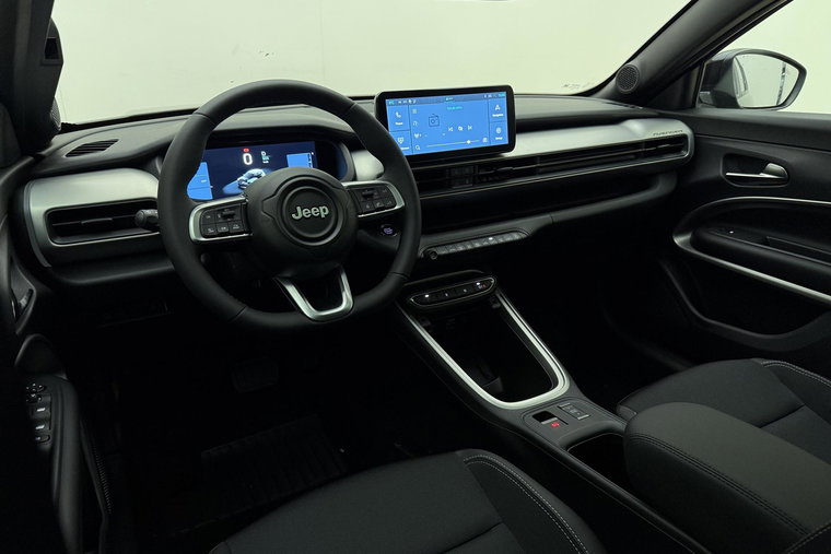 Vehicle Image 18