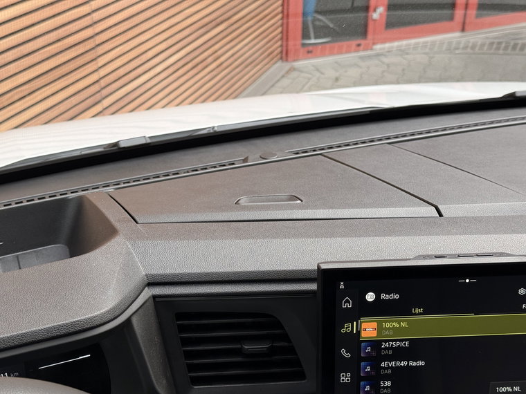 Vehicle Image 40