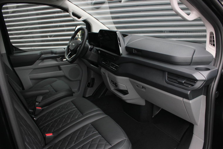 Vehicle Image 31