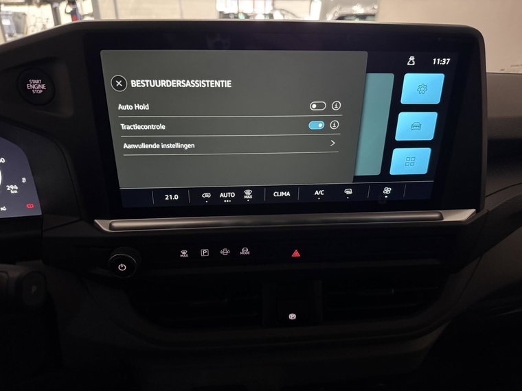 Vehicle Image 35