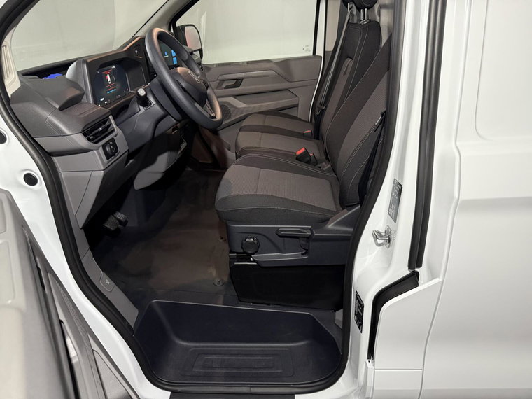 Vehicle Image 37